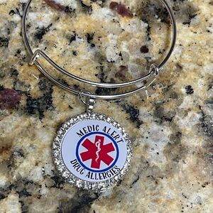 Drug allergies bracelet